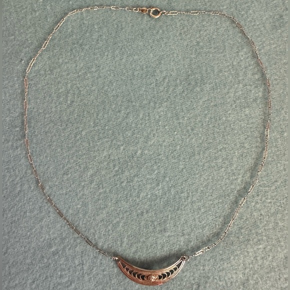 Vintage Filigree Sterling Silver Half Moon necklace with fancy link ornate chain - Picture 3 of 11